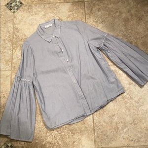 Chambray striped button down with flared sleeves!